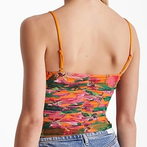 Express orange print ruched top size M NWT - Picture 3 of 6